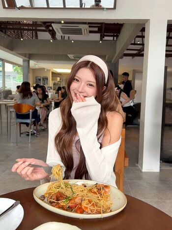 Full leaked Elyn leong private onlyfans photo