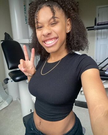 Full leaked Elyse rey private onlyfans photo