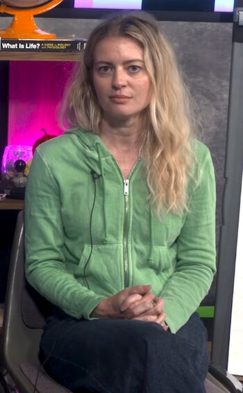 Elyse Willems