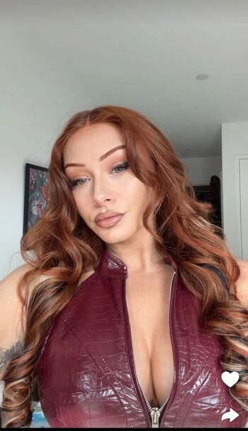 Full leaked Elz the witch page private onlyfans photo