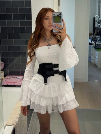 Full leaked Elzthewitch private onlyfans photo