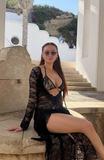 Full leaked Elzthewitch private onlyfans photo