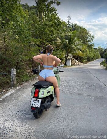 Full leaked Ema santi page private onlyfans photo
