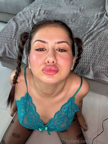 Full leaked Emabliss private onlyfans photo