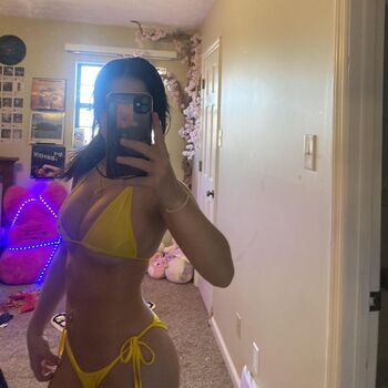 Full leaked Emaleah christou private onlyfans photo