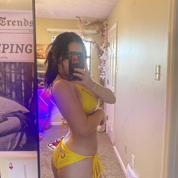 Full leaked Emaleah christou private onlyfans photo