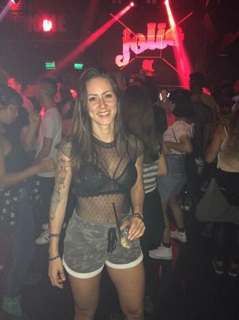 Full leaked Embarquenasmilhas page private onlyfans photo