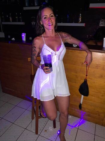 Full leaked Embarquenasmilhas private onlyfans photo