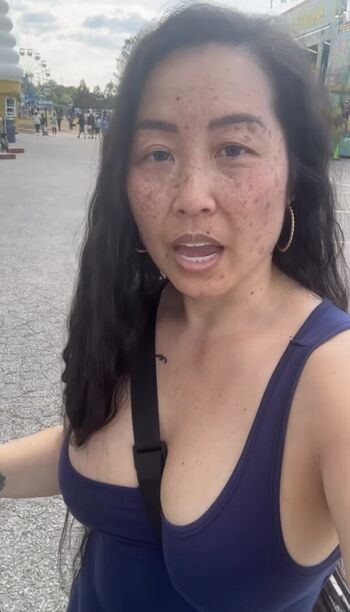 Full leaked Emelh private onlyfans photo