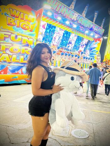 Full leaked Emi demi private onlyfans photo