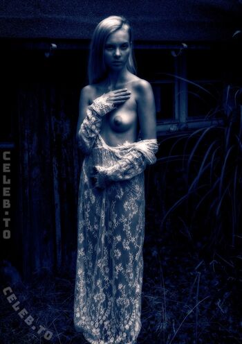 Full leaked Emi im wunderland private onlyfans photo