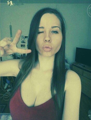 Full leaked Emica private onlyfans photo