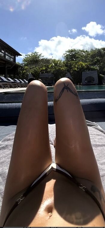 Full leaked Emiiby private onlyfans photo