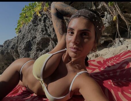 Full leaked Emiiby private onlyfans photo