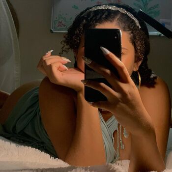 Full leaked Emiireuh private onlyfans photo