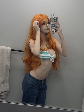 Full leaked Emiki private onlyfans photo