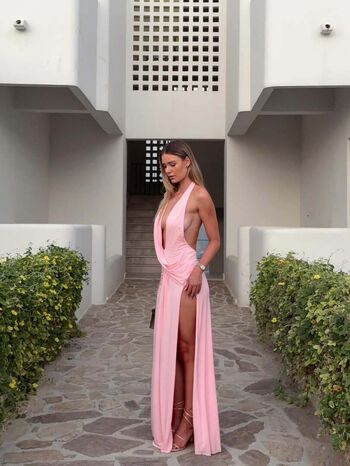 Full leaked Emilia bte page private onlyfans photo