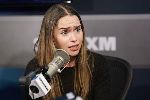 Full leaked Emilia clarke page private onlyfans photo