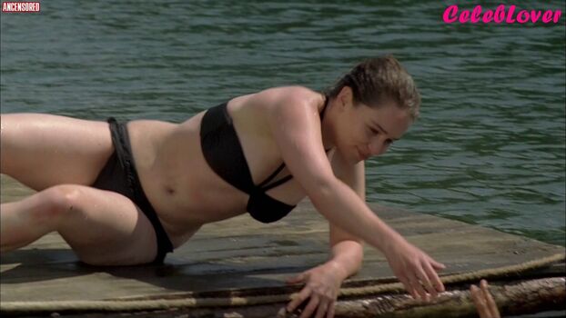 Full leaked Emilia clarke page private onlyfans photo
