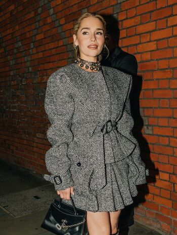 Full leaked Emilia clarke page private onlyfans photo