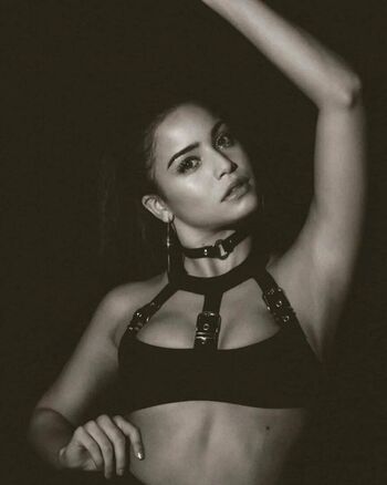 Full leaked Emilia mernes page private onlyfans photo