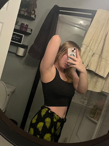 Full leaked Emilia private onlyfans photo