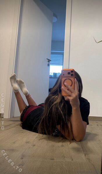 Full leaked Emiliaaa rose private onlyfans photo