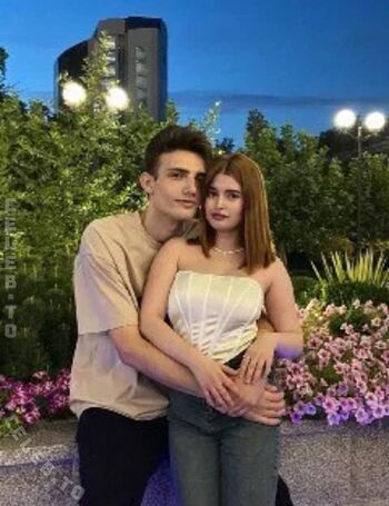Full leaked Emiliacouple private onlyfans photo