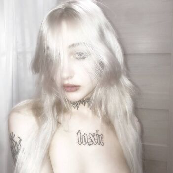 Full leaked Emiliamoore private onlyfans photo