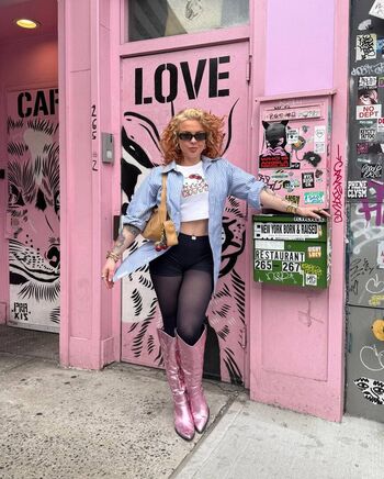 Full leaked Emilie brooklyn private onlyfans photo