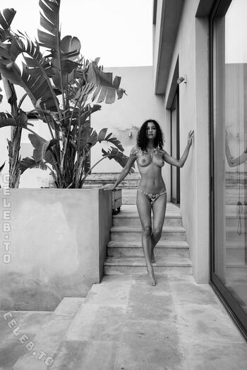 Full leaked Emilie payet private onlyfans photo