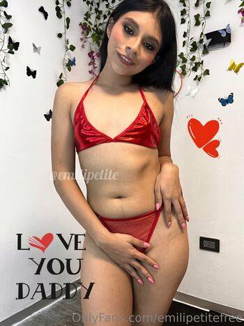 Full leaked Emilipetite page private onlyfans photo