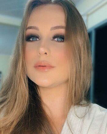 Full leaked Emilly schellmann private onlyfans photo