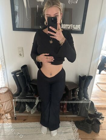 Full leaked Emily anouk dorn private onlyfans photo