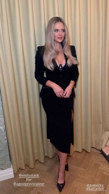 Full leaked Emily atack page private onlyfans photo