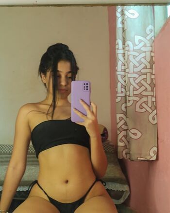 Emily Belo