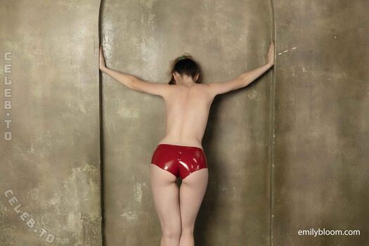 Full leaked Emily bloom  page private onlyfans photo