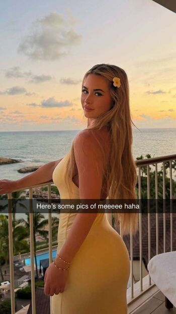 Full leaked Emily elizabeth  page private onlyfans photo