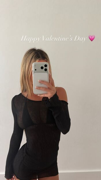 Full leaked Emily elizabeth  page private onlyfans photo