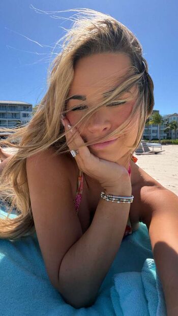 Full leaked Emily elizabeth  page private onlyfans photo