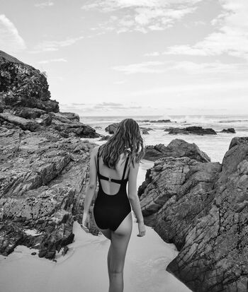Full leaked Emily feld page private onlyfans photo