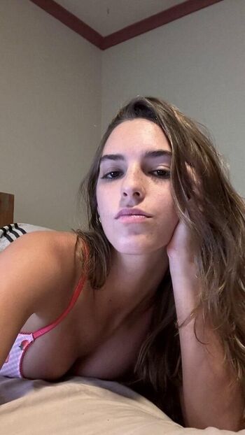 Full leaked Emily feld page private onlyfans photo