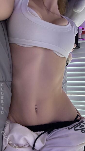 Full leaked Emily flowers private onlyfans photo
