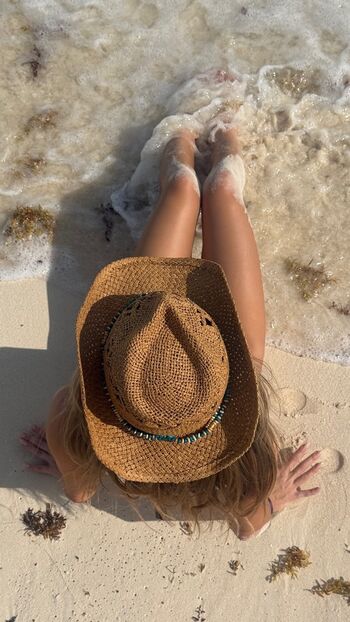 Full leaked Emily landon page private onlyfans photo