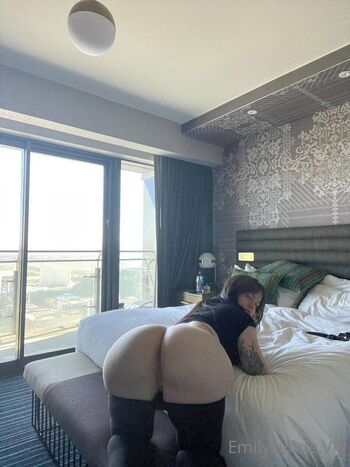 Full leaked Emily lynne private onlyfans photo