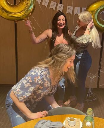 Emily Mcleod L Huntress_Em L Bikini_Huntress