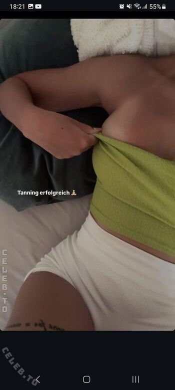 Full leaked Emily mhl private onlyfans photo