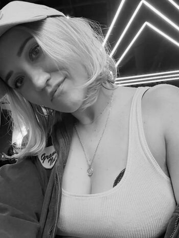 Full leaked Emily osment private onlyfans photo