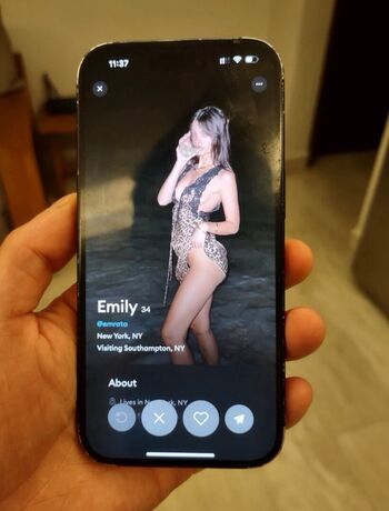 Full leaked Emily ratajkowski  page private onlyfans photo