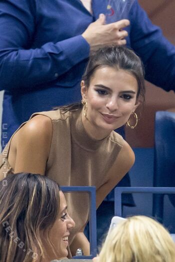 Full leaked Emily ratajkowski page private onlyfans photo